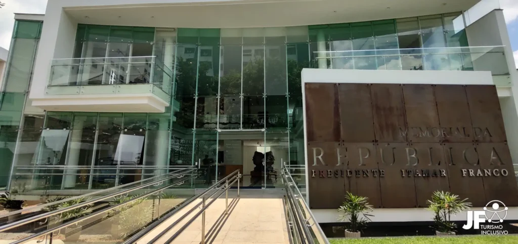 Fachada principal do Memorial da República Presidente Itamar Franco.